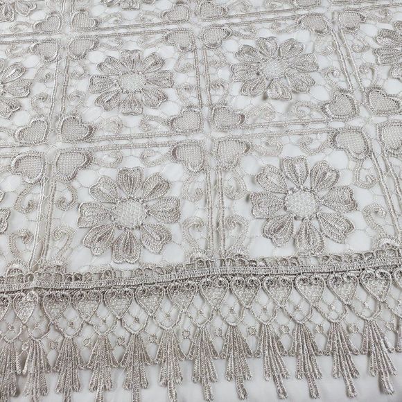 Embroidery Lace Tablecloth - Picture 1 of 5
